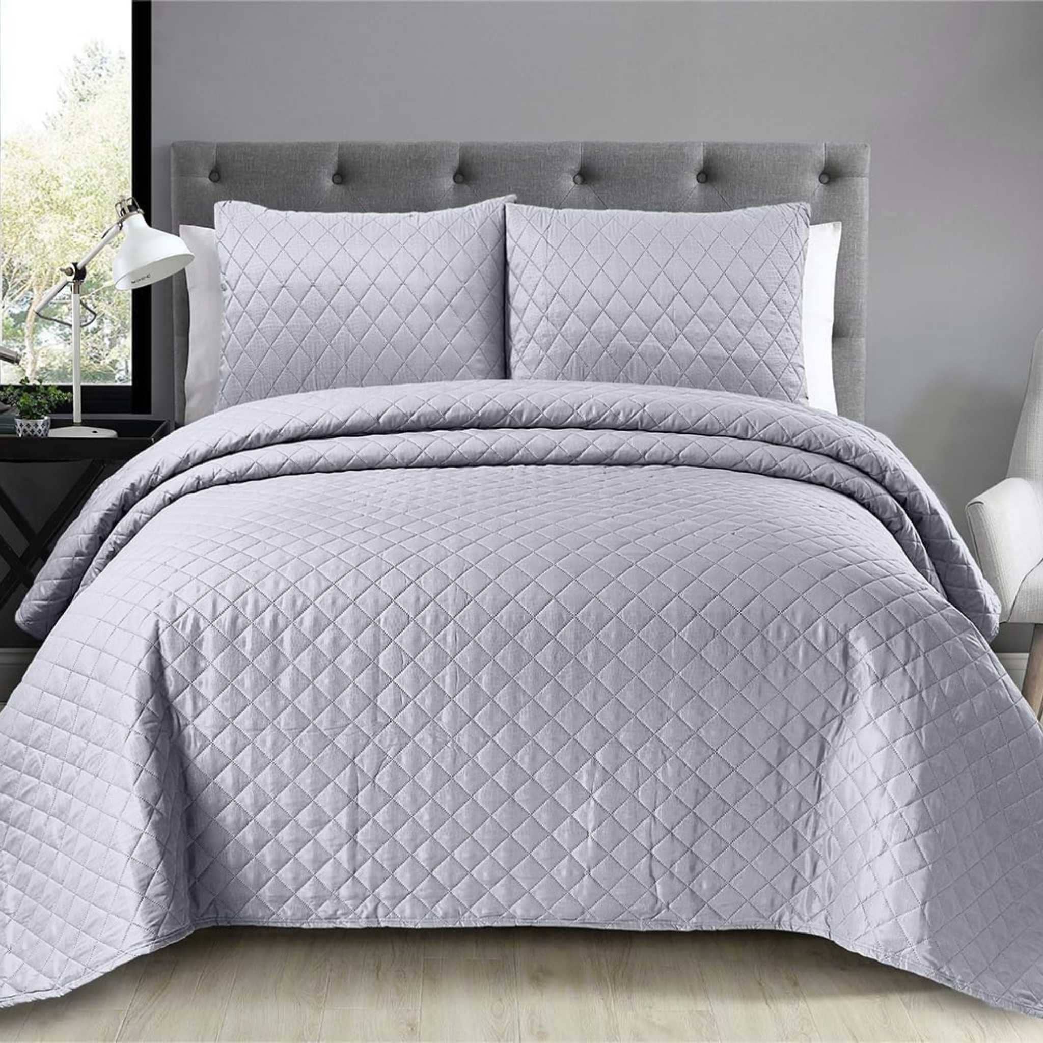 Beach Stone – wholesale Bedding set – Quilted Diamond floral pattern 3pcs comforter Set Quilted Luxury Bed Throws4