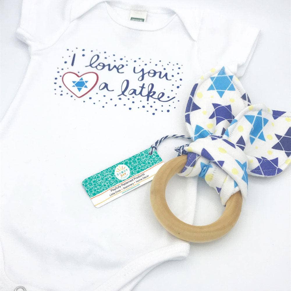 Sunny Day Designs – Großhandel Body (ohne Füße) – Baby – Love You A Latke Baby-Einteiler aus Bio-Baumwolle (1. Ordnung P-Pk)4