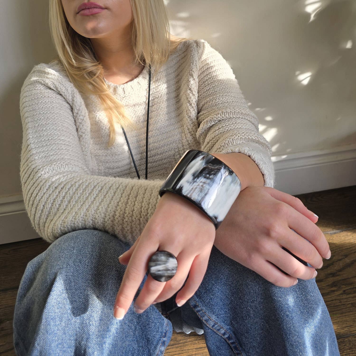 BRANCH JEWELLERY – wholesale Cocktail/statement ring – Black Natural Round Buffalo Horn Ring jewelry Gift for women15