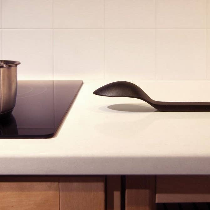 Cantilever no-mess Cooking Spoon for wholesale by ILoveHandles - UK