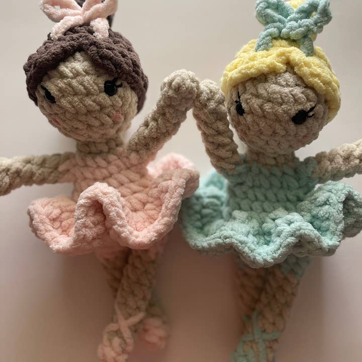 MAEMADE COMPANY LIMITED - Wholesale Doll – Kids - Crochet Ballerina Doll2