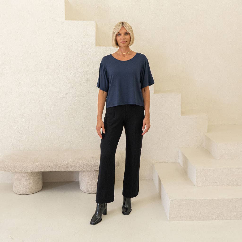 Encircled - Wholesale T-Shirt - Women's - The Everyday Boxy Tee25