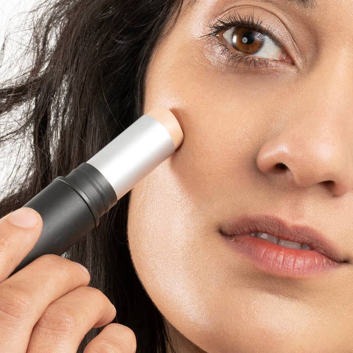 Au Naturale Cosmetics - Wholesale Foundation - Zero Gravity C2P Foundation23