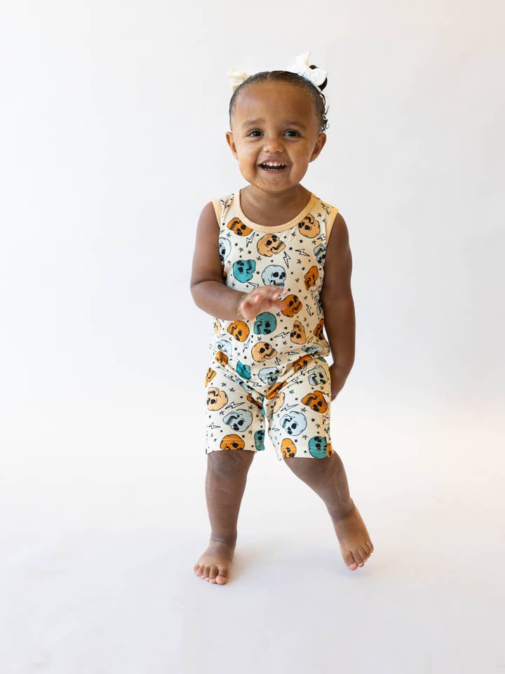 Combinaison courte à bretelles Crânes pour la vente par House of Henry