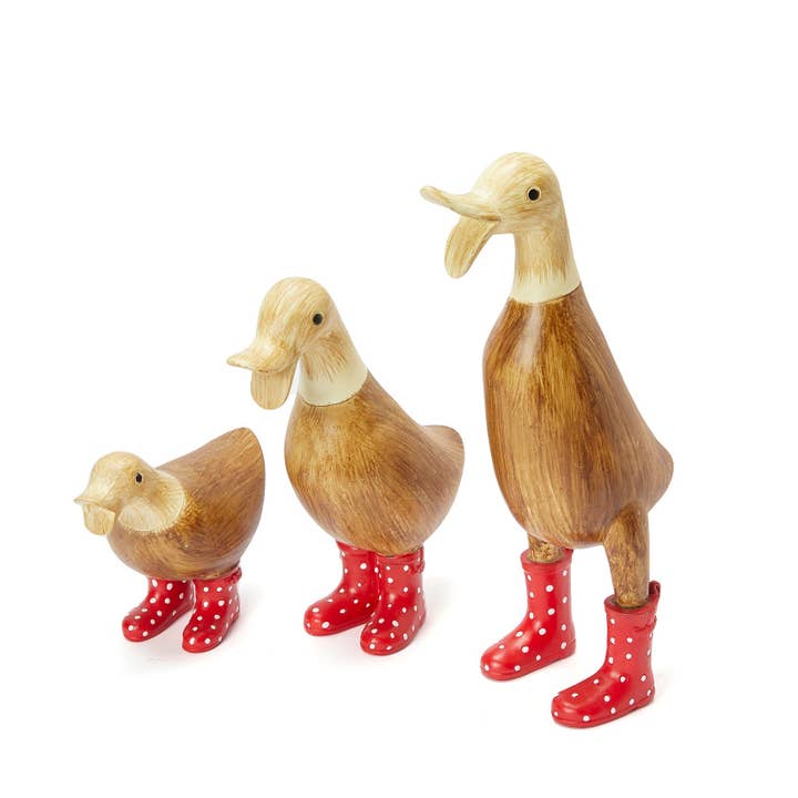 The Wine Savant / Khen Glassware – Ornamento/decoração ao ar livre por atacado – Conjunto de 3 Patos do Jardim com Galochas