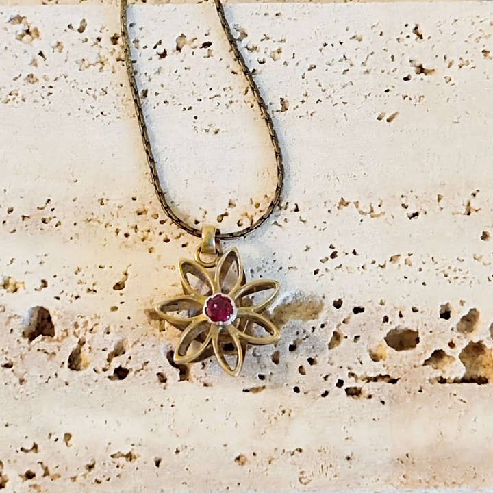 Daisy Pendant for wholesale by Ellemdi2019 di Daniele Turella