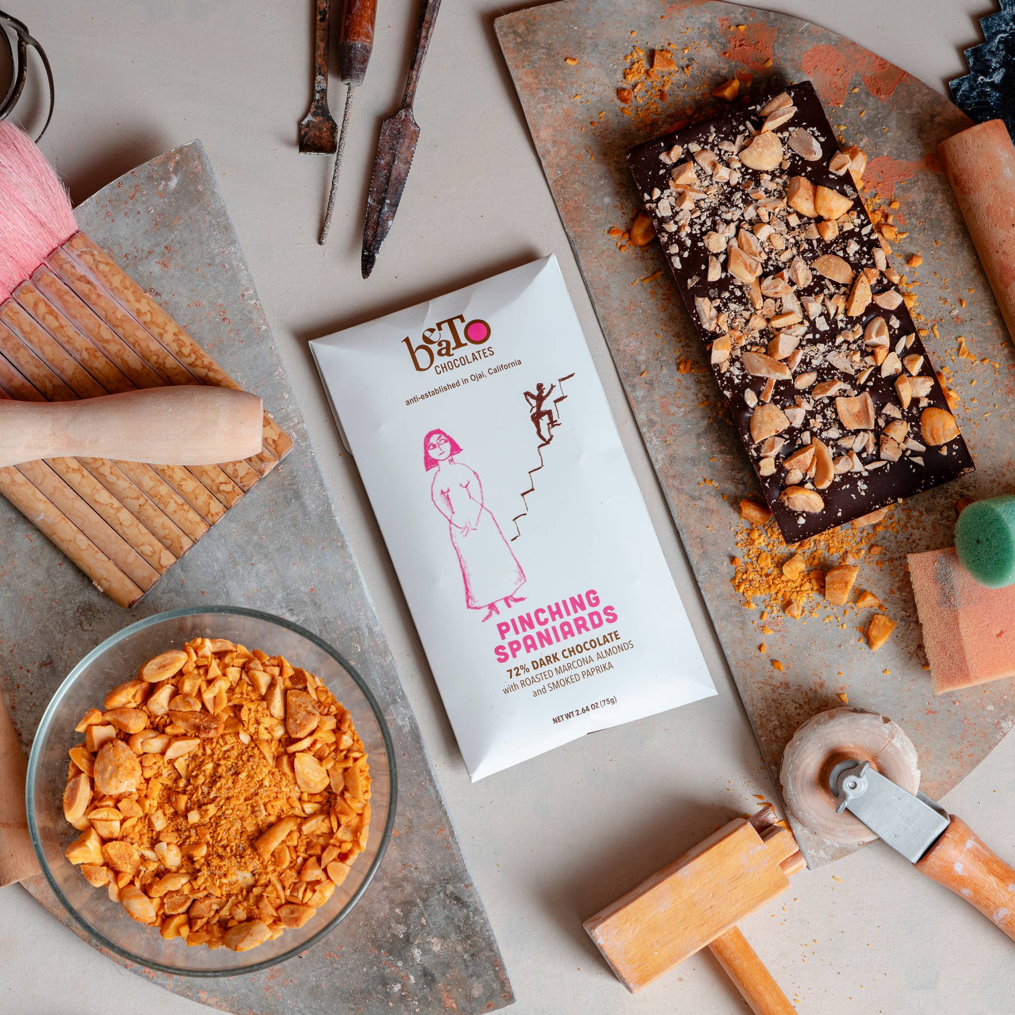 Beato Chocolates - Wholesale Chocolate Bar - Pinching Spaniards Chocolate Bar with Almonds (75g/2.64oz)1