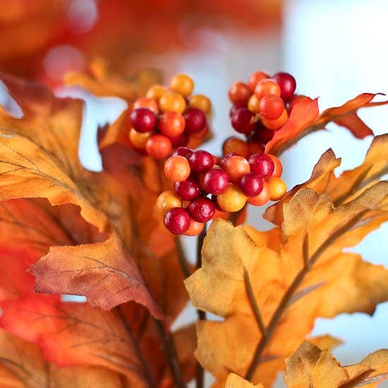 Factory Direct Craft - Wholesale Artificial Flowers - Artificial Autumn Oak Leaf and Berries Pick1