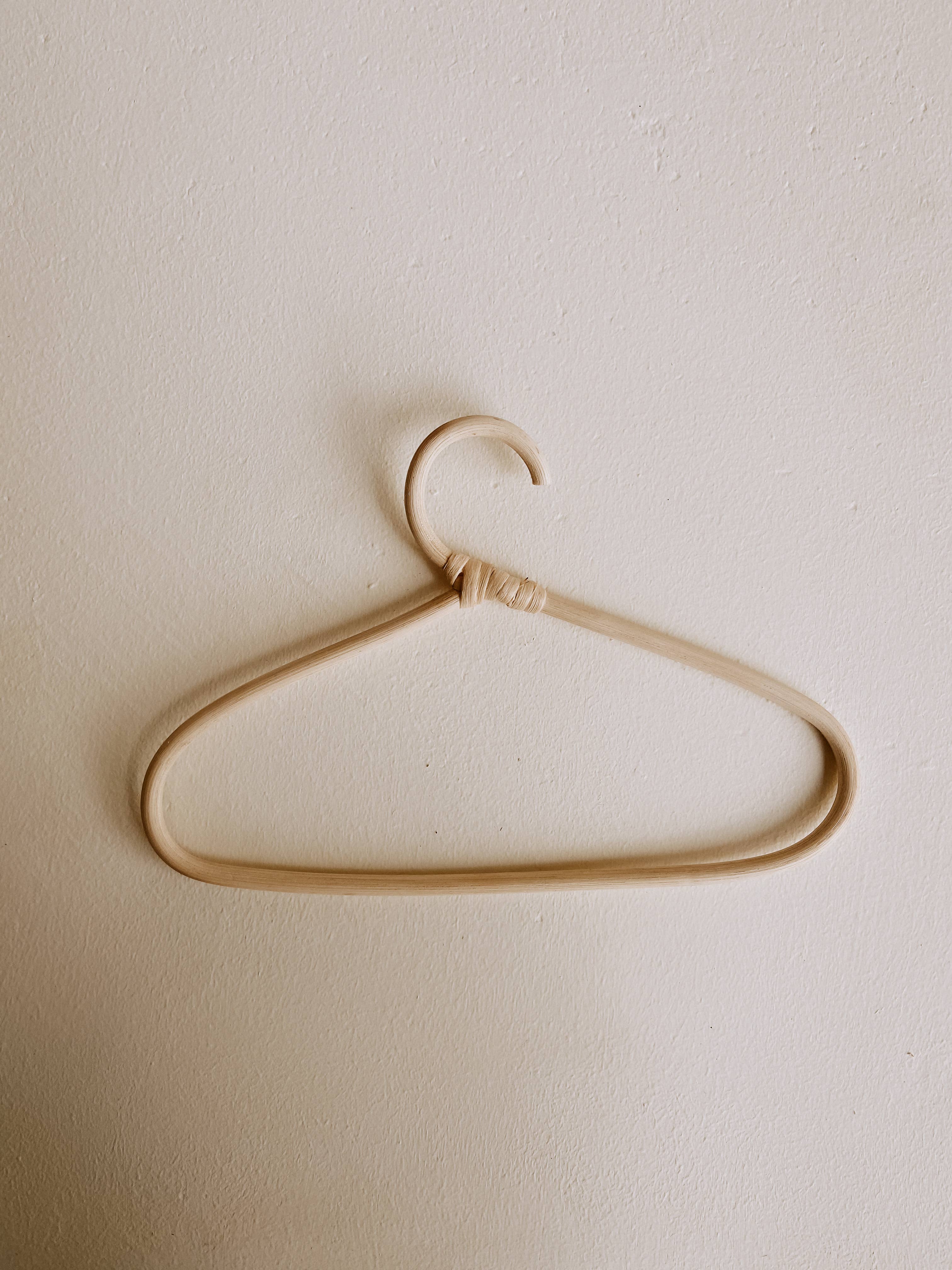 Village Thrive - Wholesale Clothes Hangers - Modern Rattan Hanger0