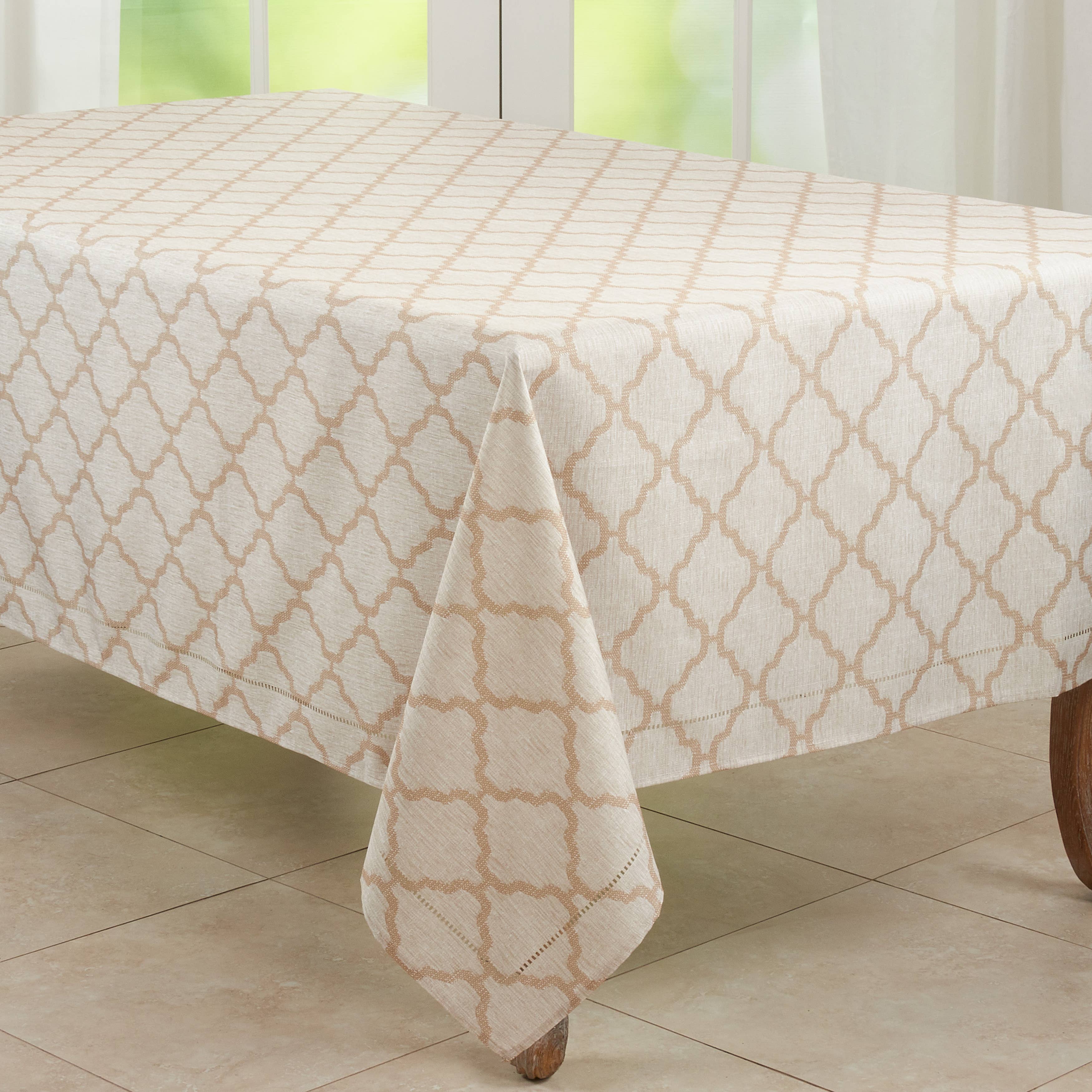 Saro Lifestyle - Wholesale Tablecloth - Moroccan Laser-Cut Hemstitch Tablecloth3