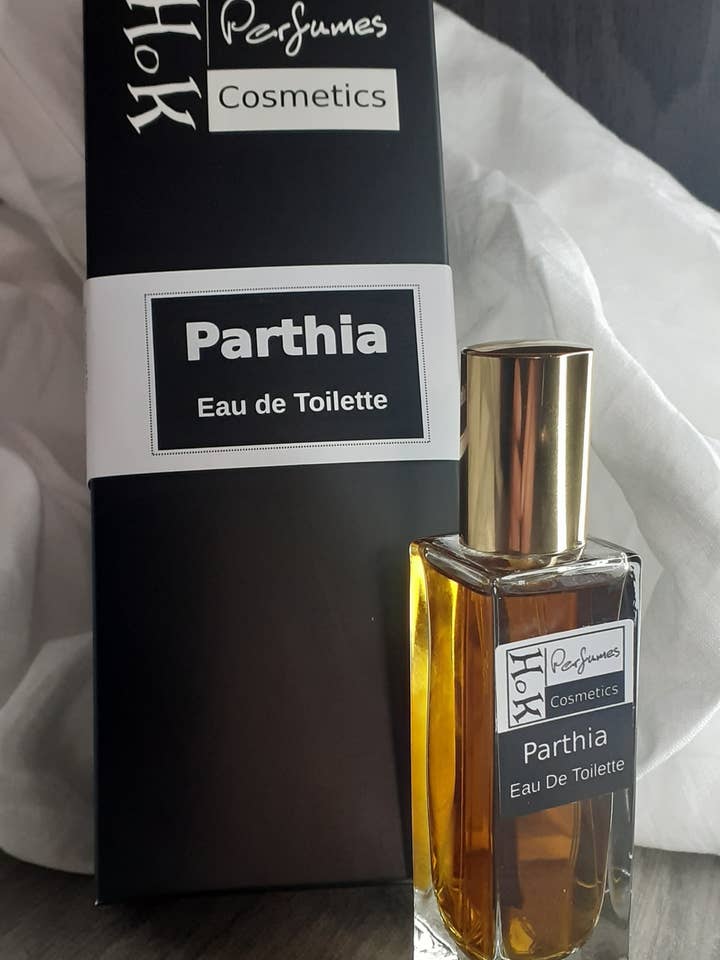 Parthië voor wholesale door House Of Kiya Perfumes + Cosmetics