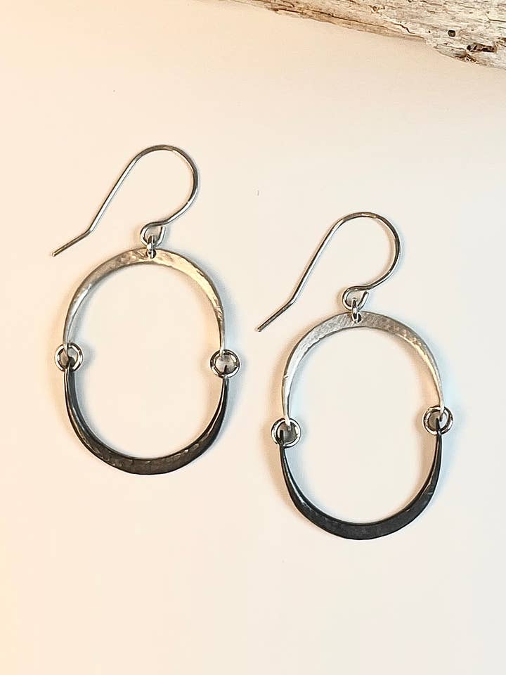 Aros de aro en blanco y negro para venta al por mayor de KFinn Designs