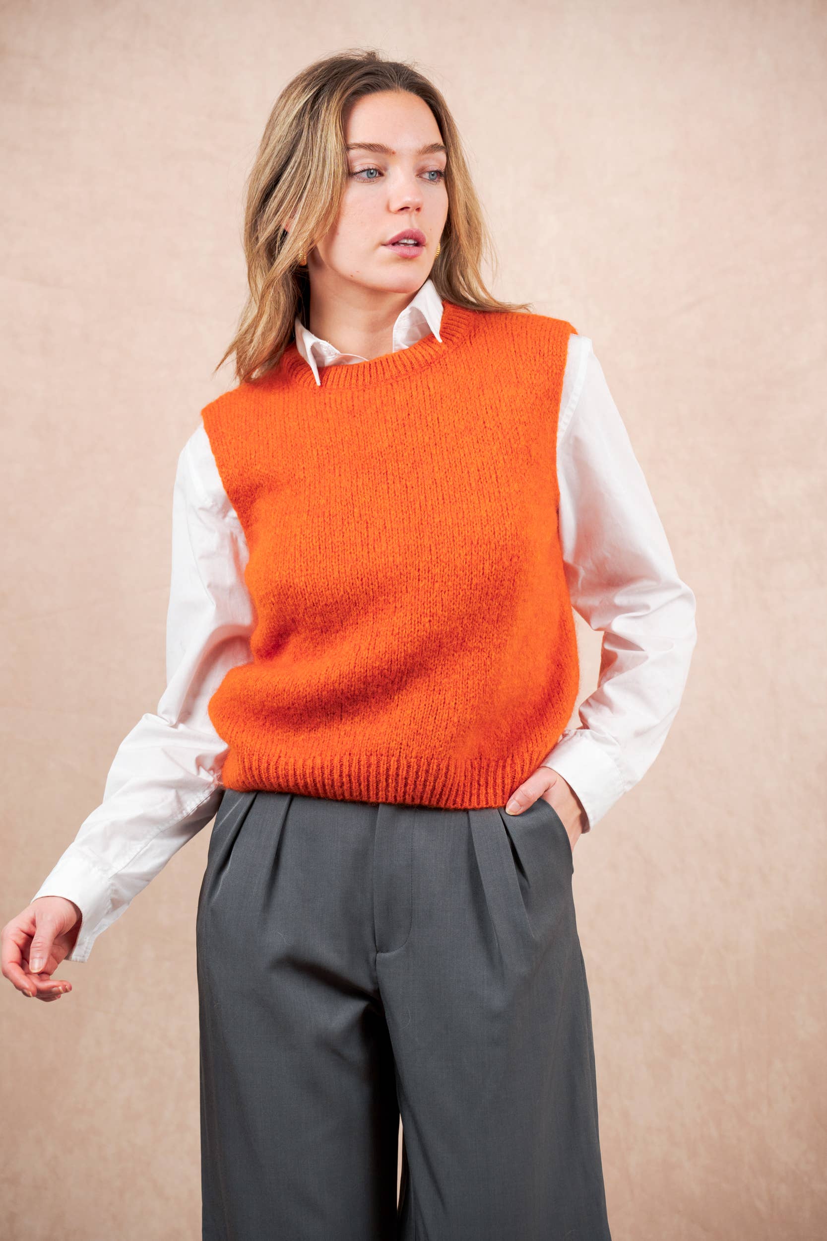 NAÏS PARIS - Wholesale Knit Sweater - Women's - Round neck sleeveless sweater in kid mohair and wool25