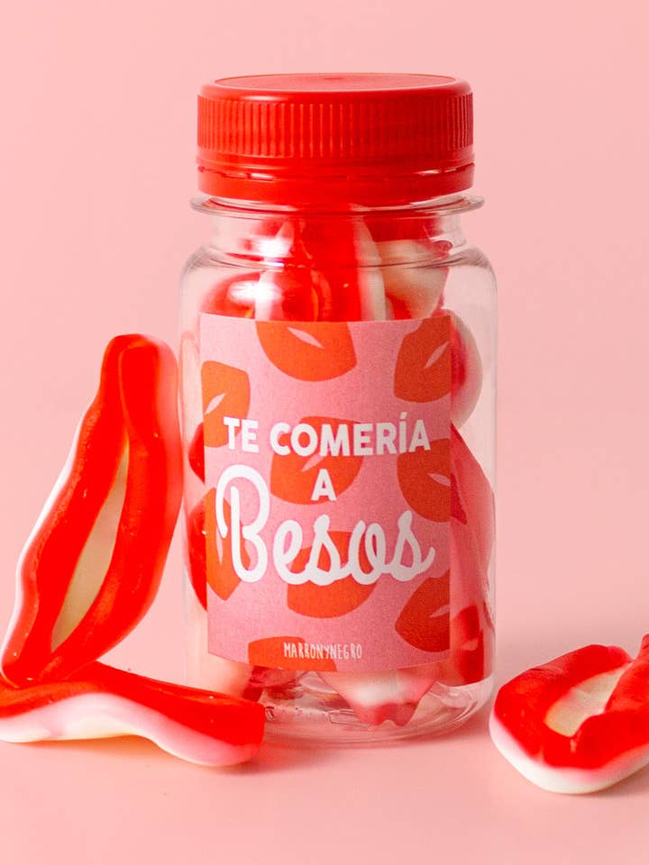 Pildorero I'd Eat You Kisses for wholesale by Marronynegro