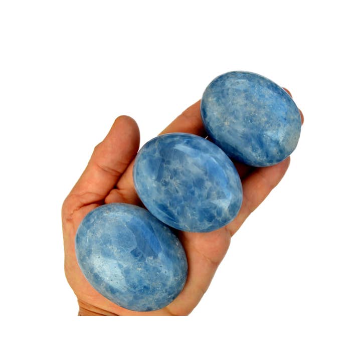 Pedra Calcita Azul para Palma (50 mm a 70 mm) por atacado de Kaia & Crystals