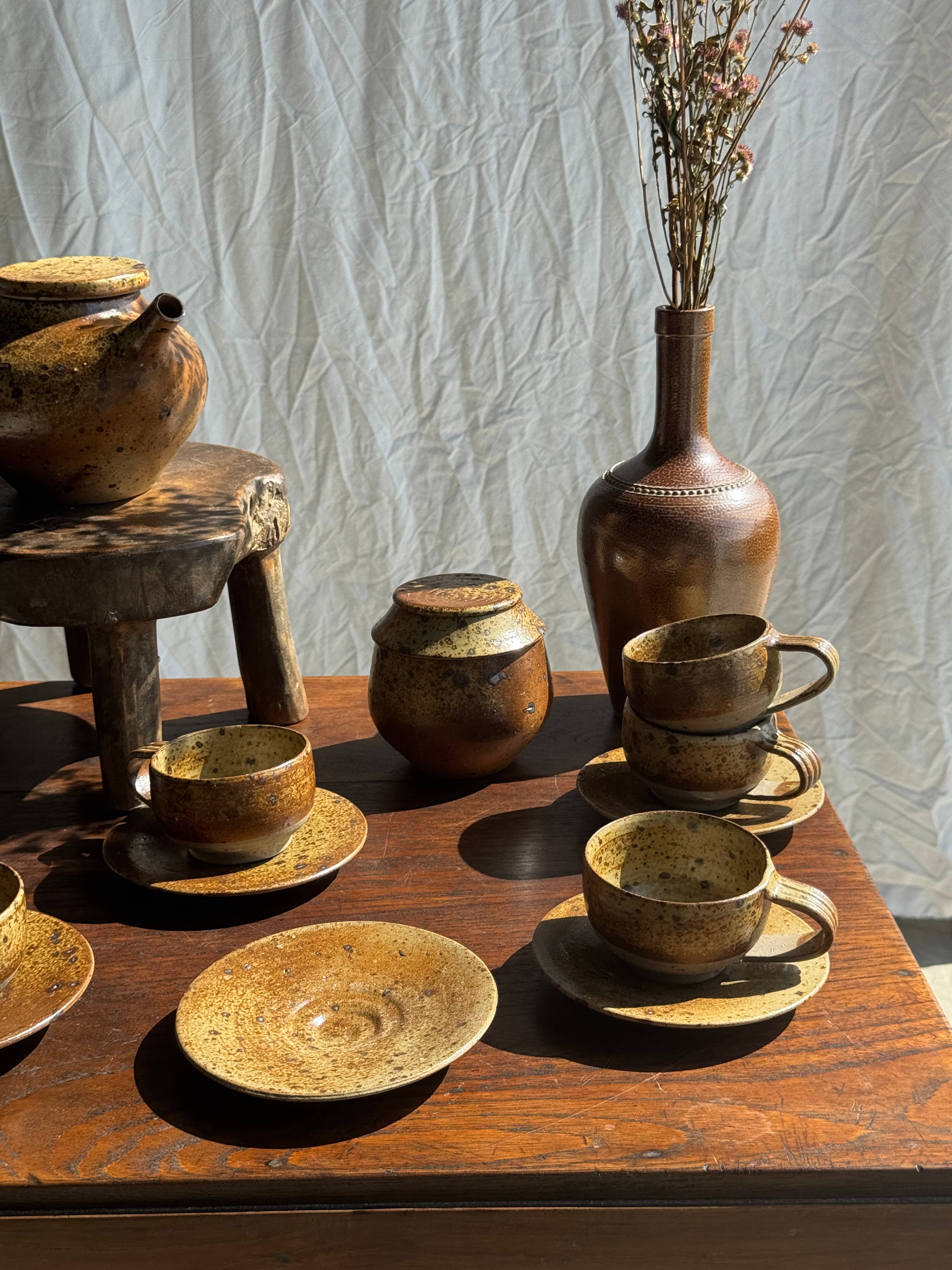 brown Small stoneware tea set with teapot, cups, sugar bowl for wholesale on Faire39