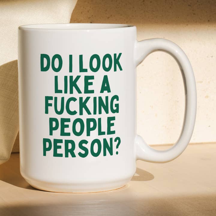 Ser jag ut som en jävla social person | Mugg för wholesale av Wisdom and Wonder Designs