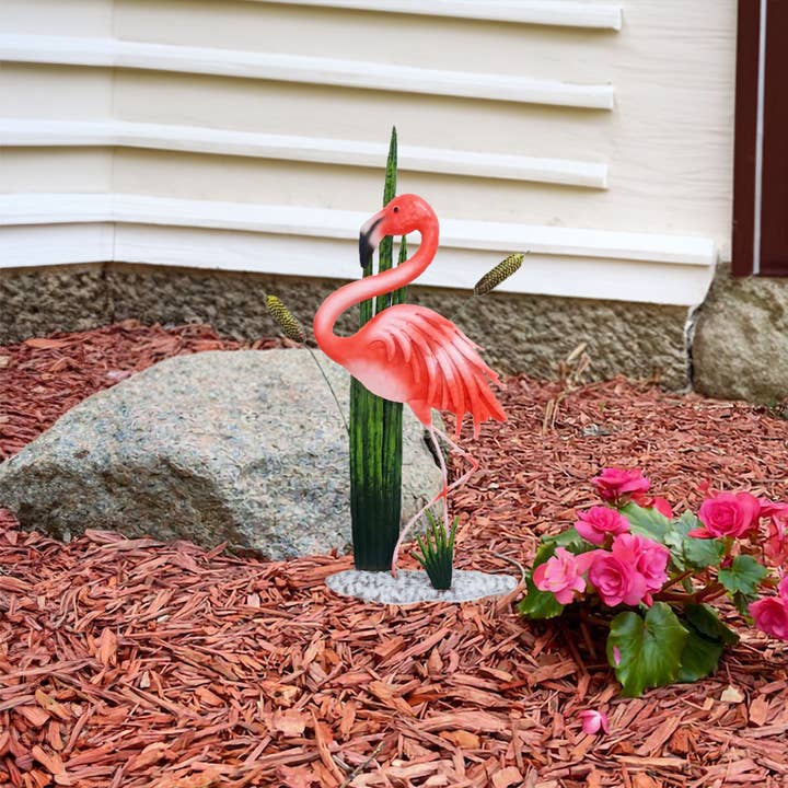 Santa’s Workshop Inc. - Wholesale Outdoor Ornament/Decor - 21.7" Iron Flamingo Stake4