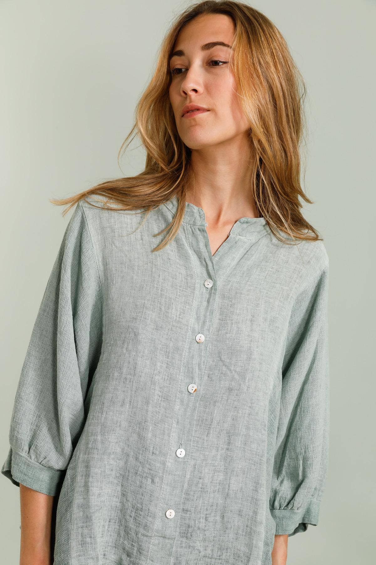 LÉA & LUC – wholesale Shirt – Women’s – 100% Linen Shirt REF. 923010