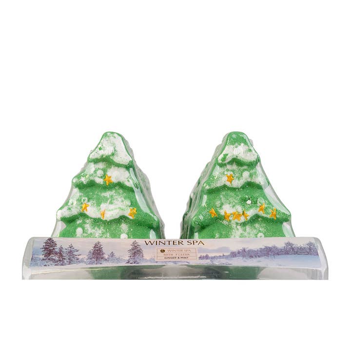 Winter Spa Christmas Tree Shaped Bath Bomb, Ginger & Mint Scent for wholesale by Accentra