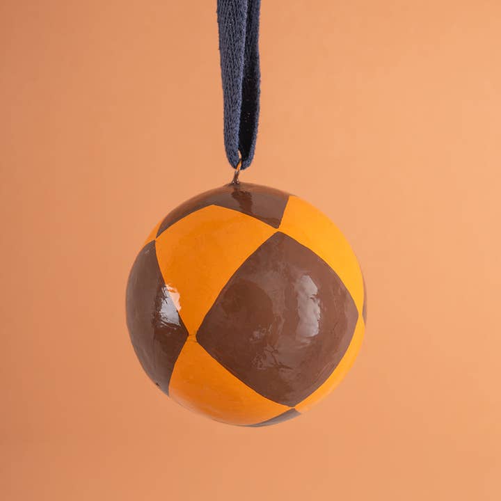 Ian Snow Ltd - Wholesale Christmas Decoration - Russet & Caramel Harlequin Bauble2