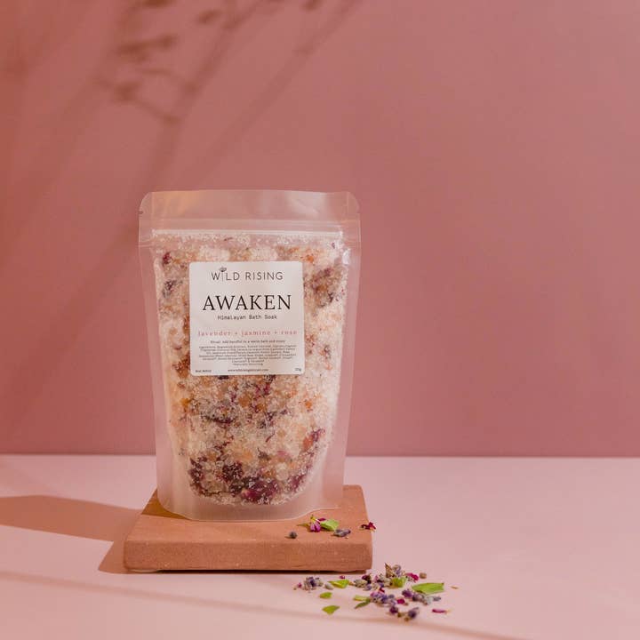 Wild Rising Skincare – wholesale Bath soak/milk – Moisturising Rose Infused Himalayan & Epsom Bath Salts Soak1