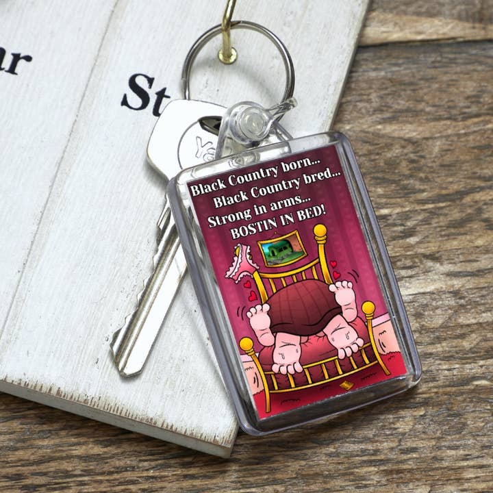Bostin au lit ! Porte-clés pour la vente par Black Country Cards