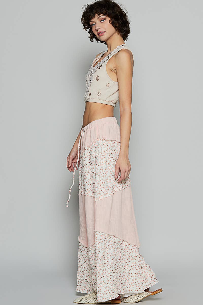 Pol Clothing - Wholesale Pants - Women's - Contrast Floral Double Gauze Woven Print Pants15