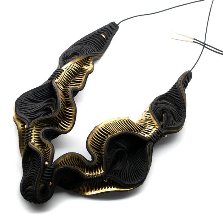 Collier Double Oryx pour la vente par Oropopo