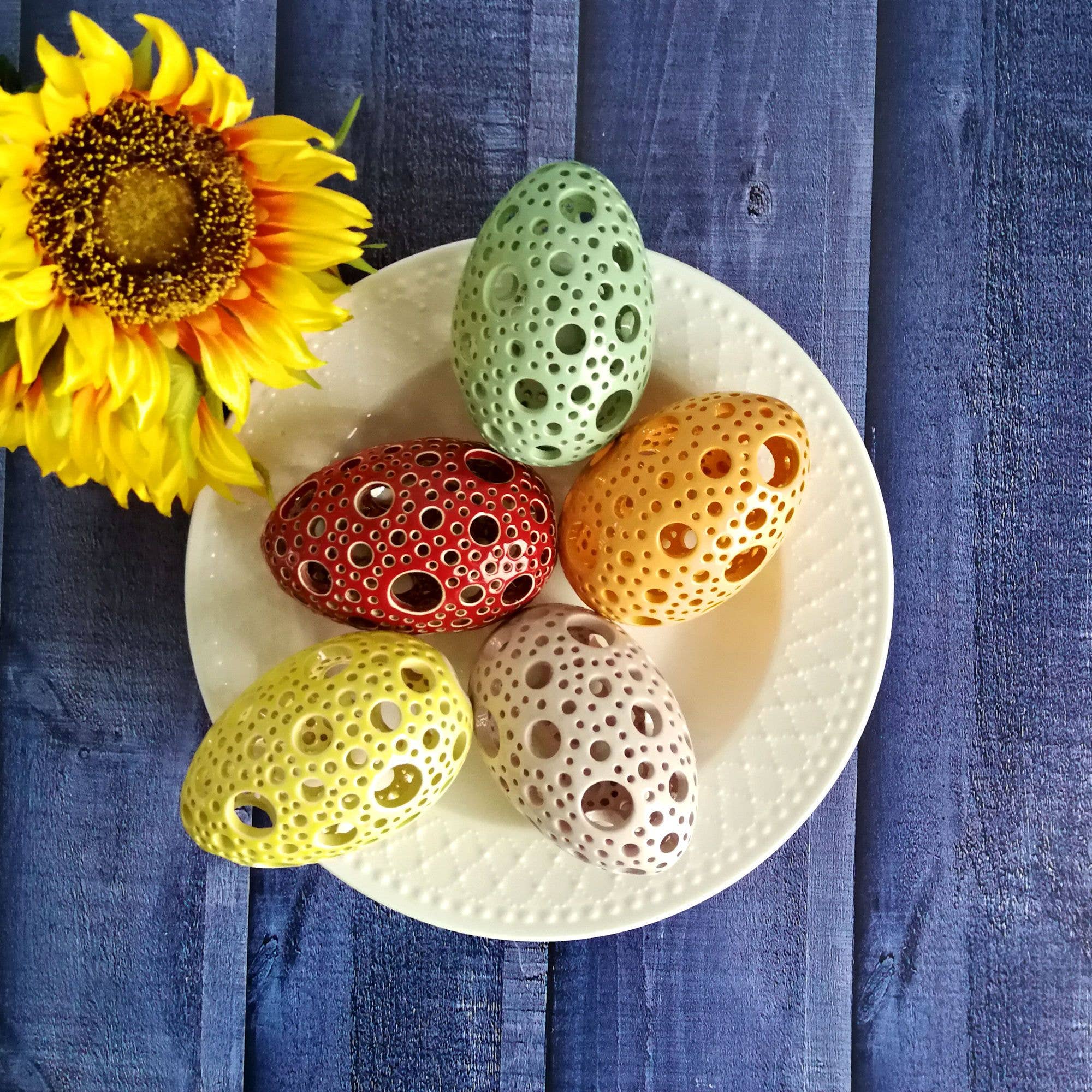 Cozy Home Ideas – wholesale Decorative tabletop object – Ceramic carved egg4