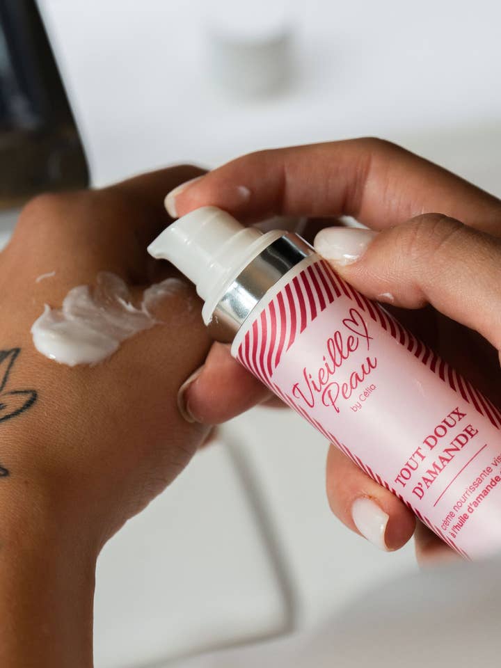 TOUT DOUX D'AMANDE - Crème nourrissante visage à l'huile d'amande douce - 50ml pour la vente par Vieille Peau By Célia