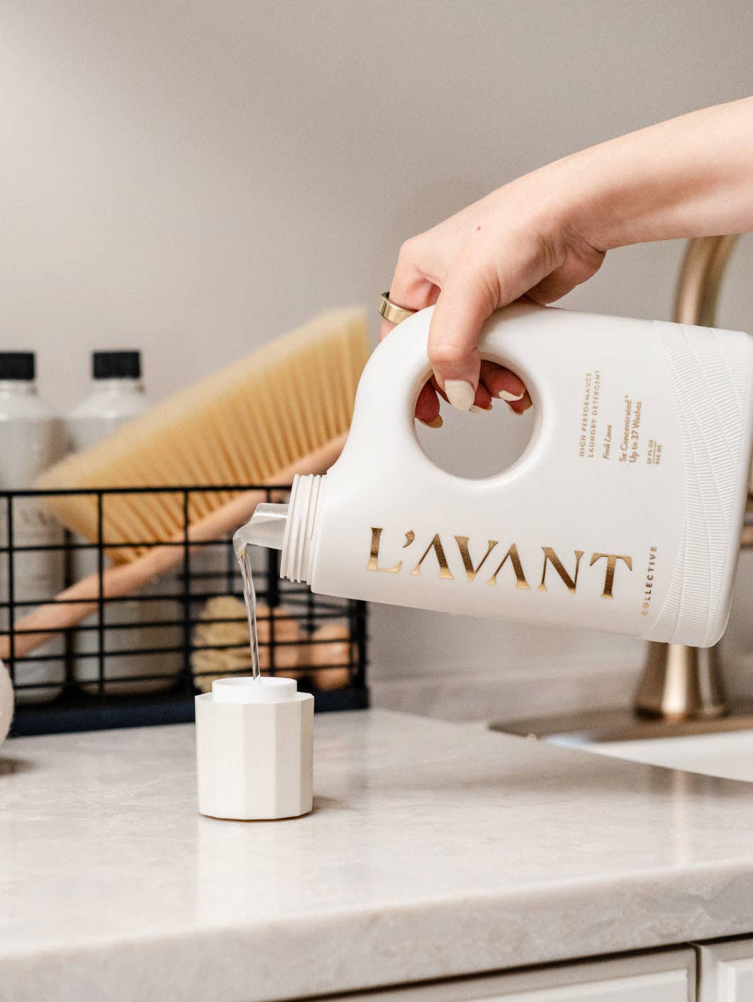 L'AVANT Collective - Wholesale Laundry Detergent Powder/Pods - Laundry Detergent  Fresh Linen1
