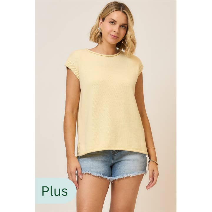 Haut à manches courtes en tricot avec manches à capuchon pour la vente par Cozy Casual, Inc.