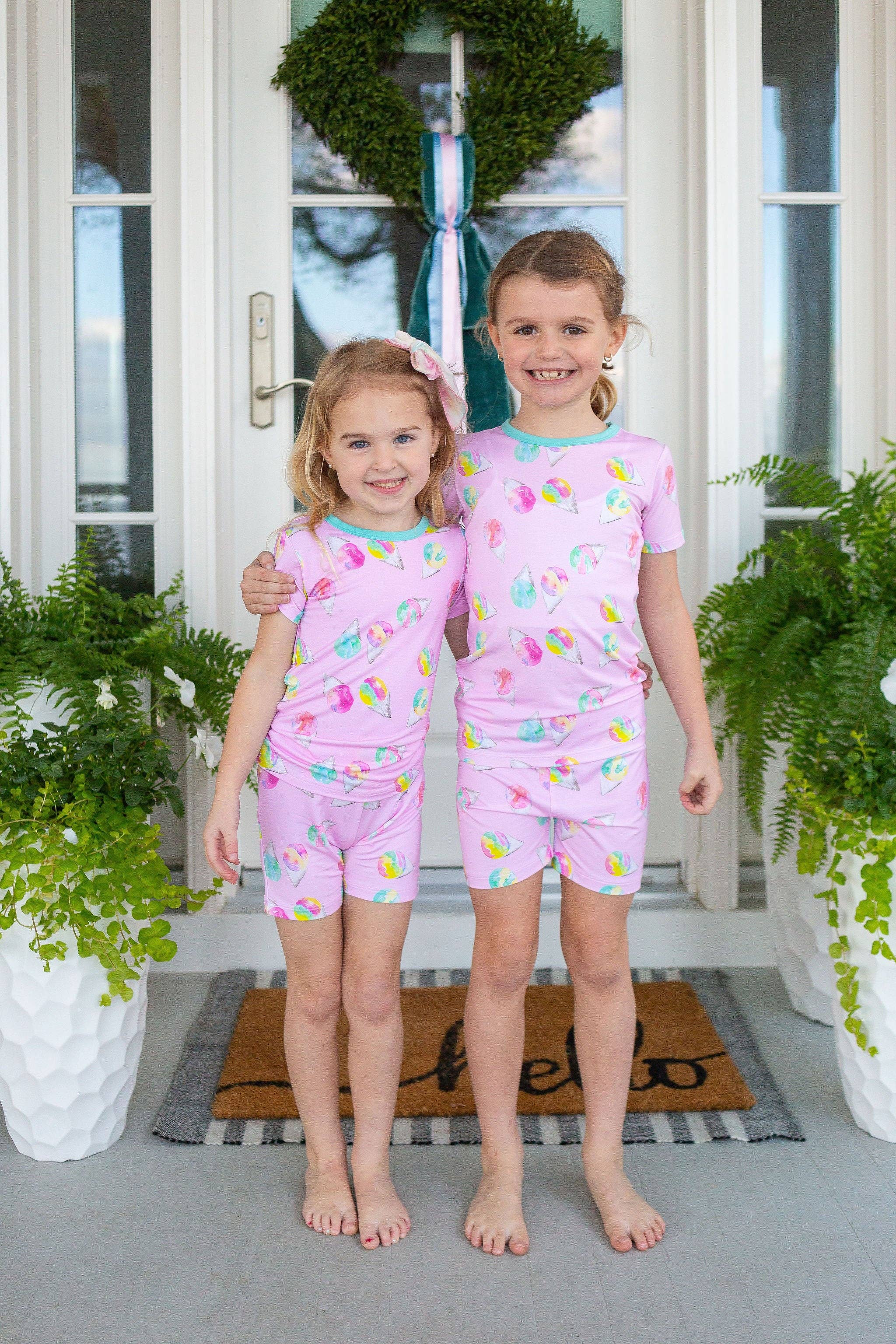 Sweet Bay Clothing – Engroshandel Pyjamasæt - Børn – Pink Snowcones To-delt pyjamaskort sæt