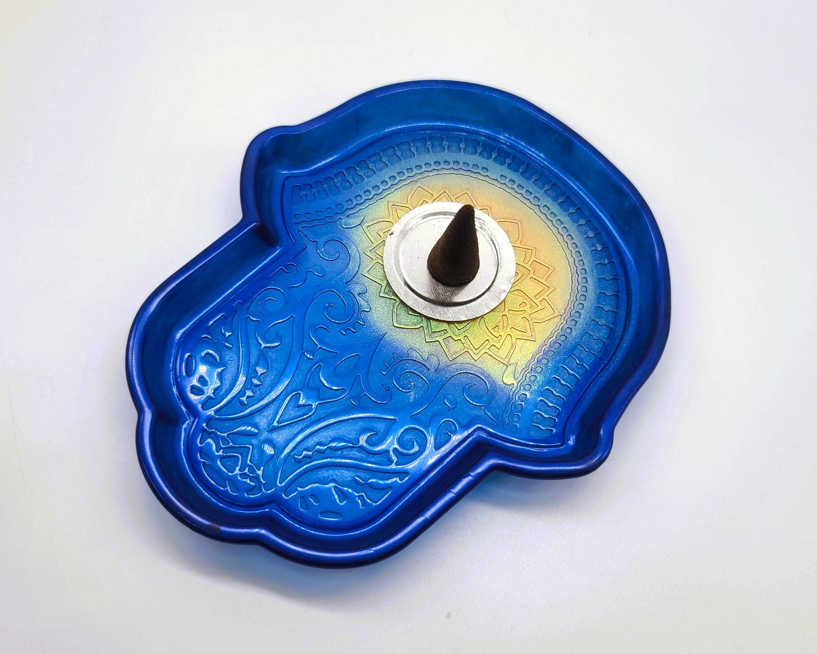 Slightly Askew Art - Wholesale Jewelry Dish - Hamsa Hand Trinket Dish - Made with Resin & Color-Shift Mica3