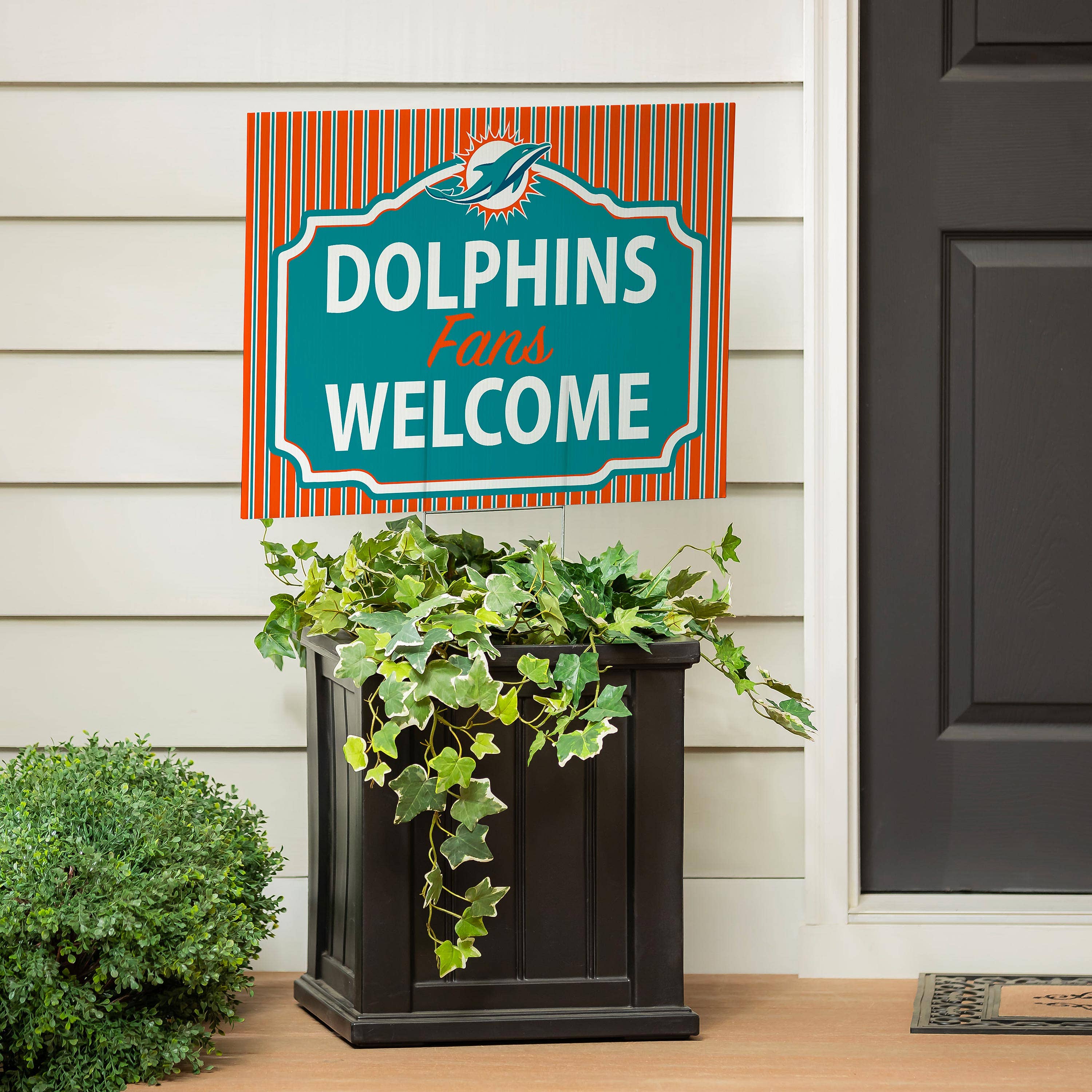 Evergreen Enterprises - Wholesale Outdoor Sign - Miami Dolphins Coroplast Yard Sign, "Fans Welcome"2