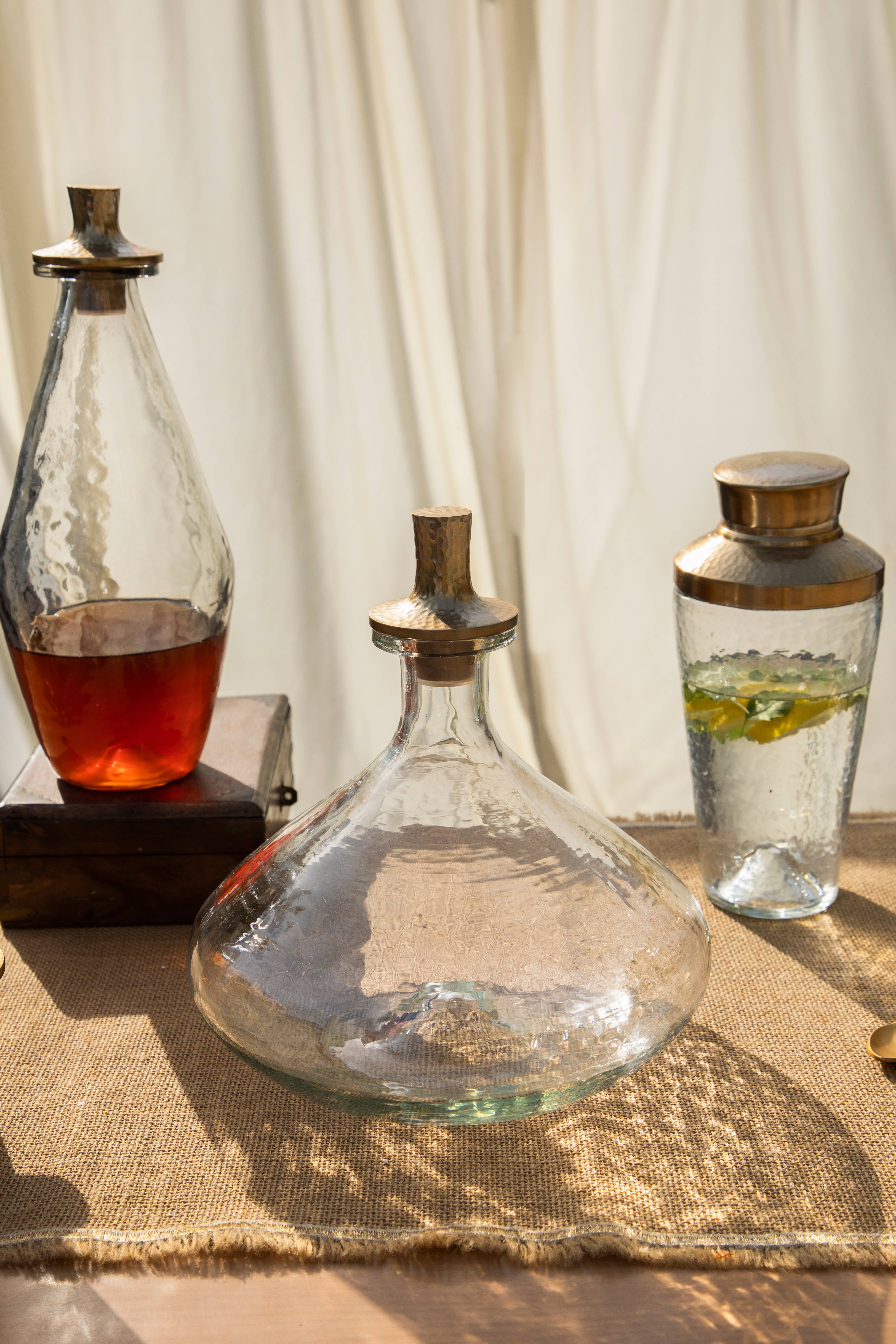 The Collective - Wholesale Decanter - Pebbled Decanter Classic2