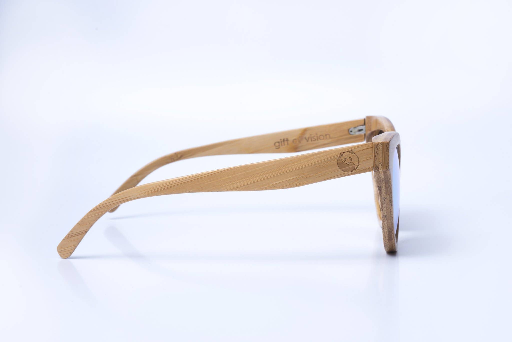WearPanda - Wholesale Sunglasses - Unisex - Valencia Bamboo Sunglasses8