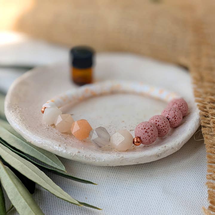 Aromatherapy Essential Oil Diffuser Bracelet - Rose Quartz for wholesale by Kodes