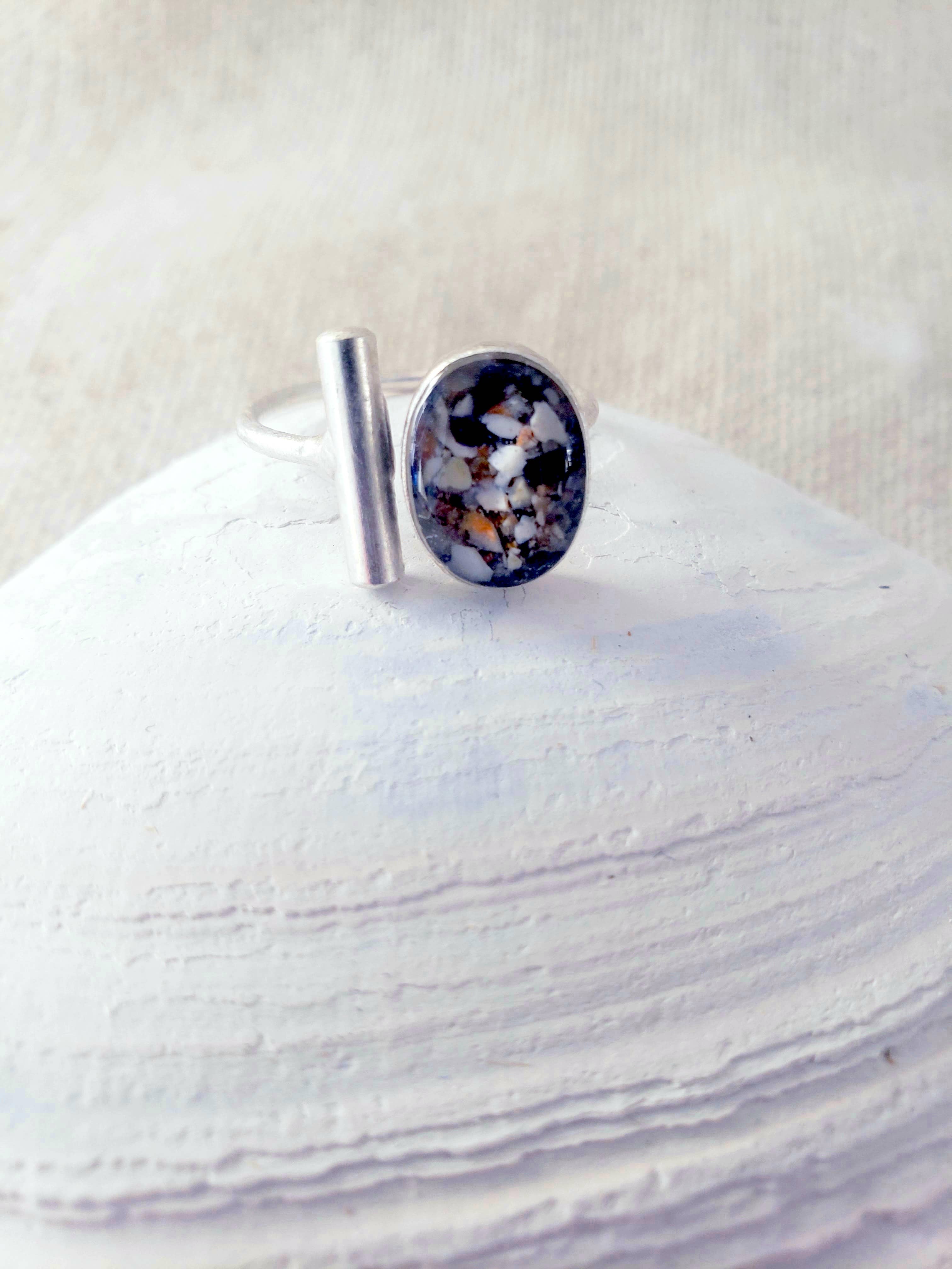 Maine Shellware - Wholesale Single Stone/Solitaire Ring - Antique Silver Oval Ring7