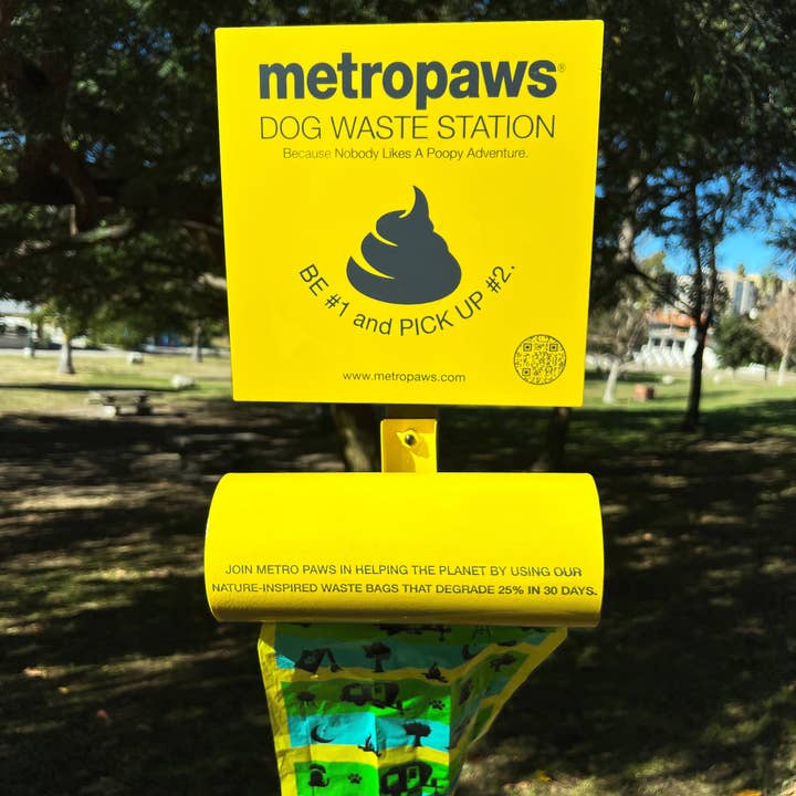 Metro Paws - Wholesale Pet Poop Bag Dispenser - Outdoor Pet Waste Station Wholesale3