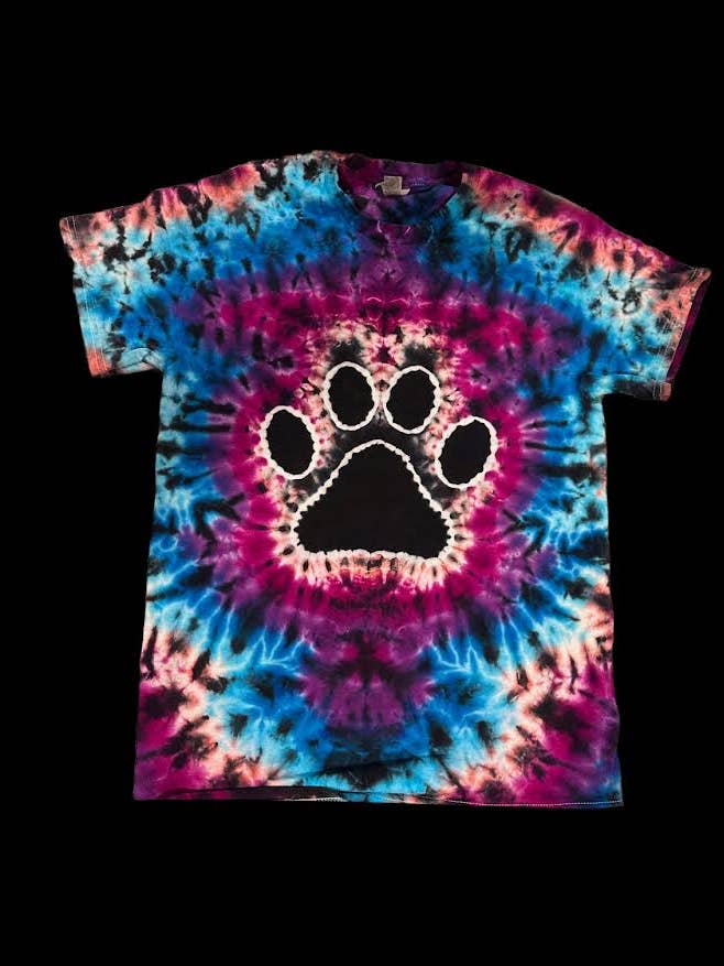 T-shirt tie-dye empreinte de patte de chien/chat, violet, bleu, rose pour la vente par Lanastiedyes