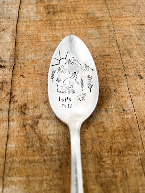 Let's Roll Löffel mit Vintage-Aufdruck für den Großhandel von The Sassy Barn