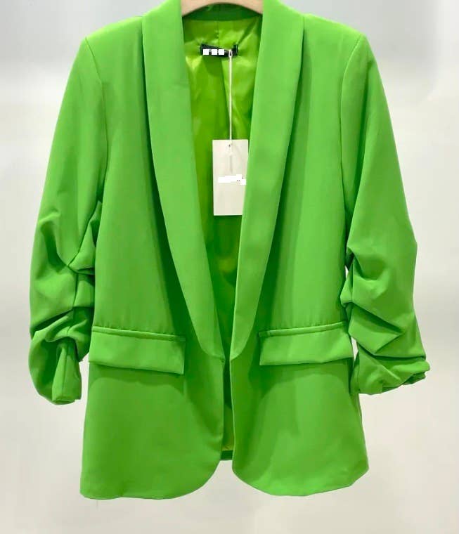 LOOWIE – Engroshandel Blazer - Dame – 394 4 Størrelser Apple Italian Fashion 2 Lommer Blazer    0