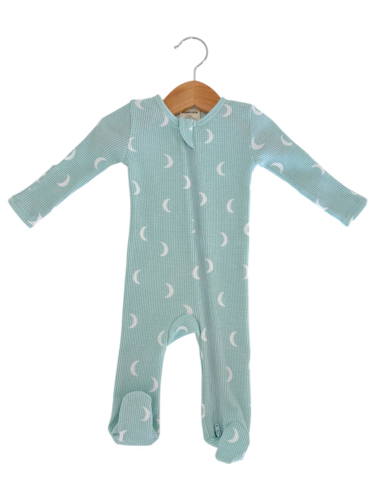 SpearmintLOVE – wholesale Jumpsuit – Baby – Organic Waffle 2-Way Zip Footie, Light Blue Moon1