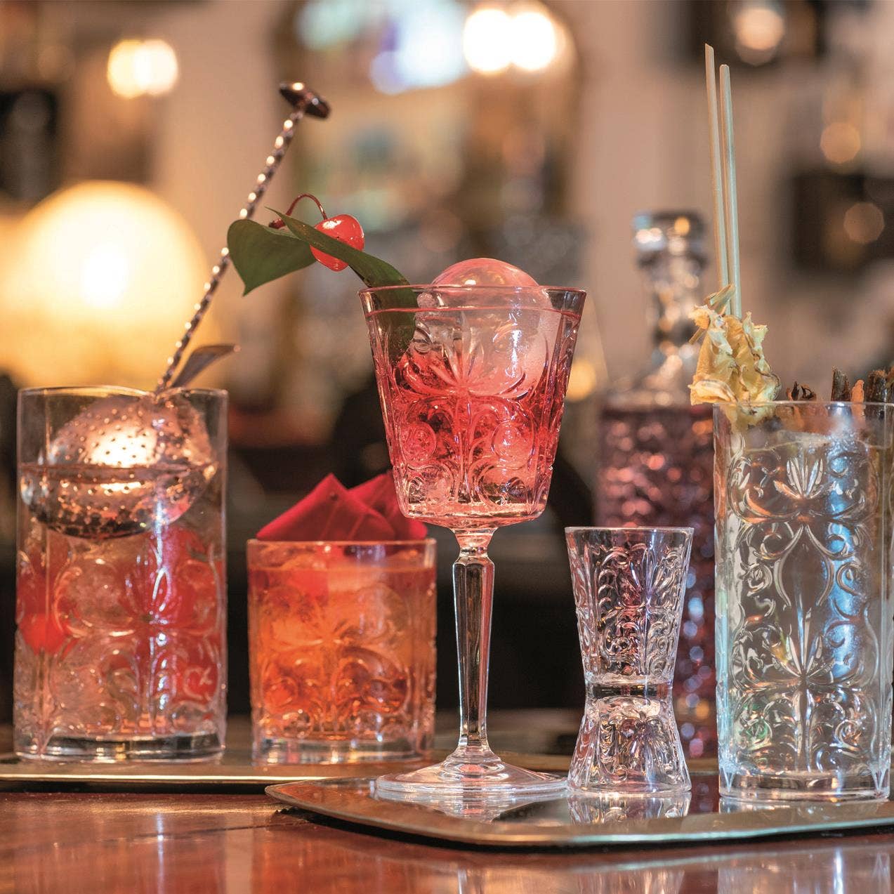 Rinkit Ltd - Venta al por mayor Copas de cóctel/licor - Juego de 4 vasos de whisky de 340 ml Mixology5