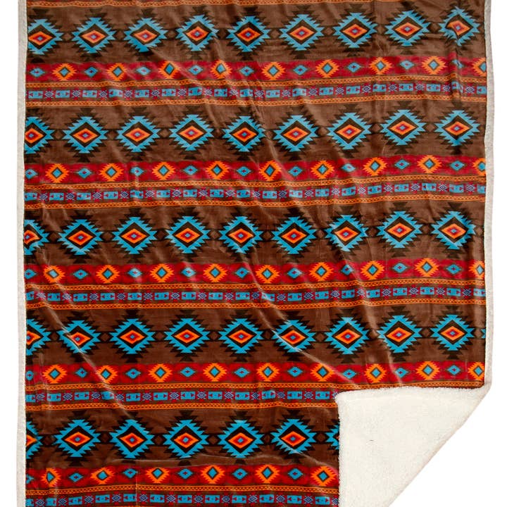 Carstens, Inc. - Wholesale Throw Blanket - Wrangler® Southwest Horizon Plush Sherpa Throw7