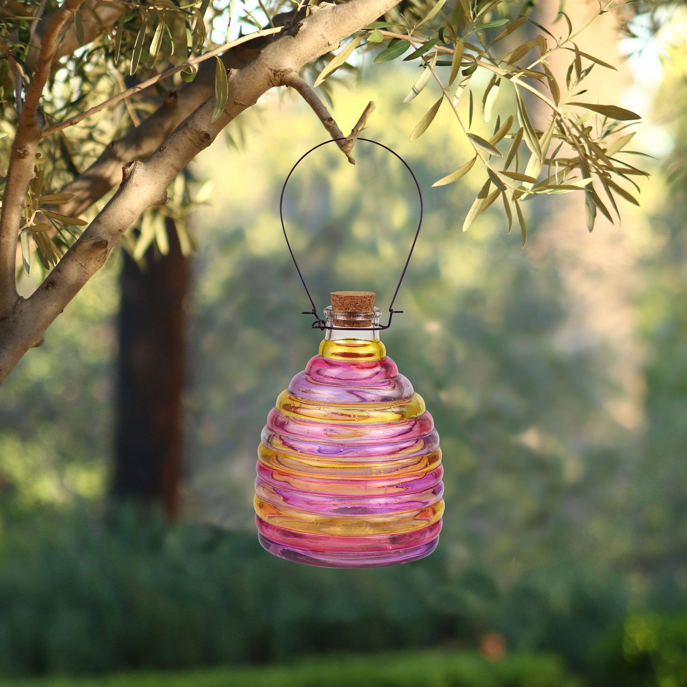 Alpine Corporation - Wholesale Outdoor Ornament/Decor - Alpine Corporation Wasp Trap Two Toned Assorted Tray of 91