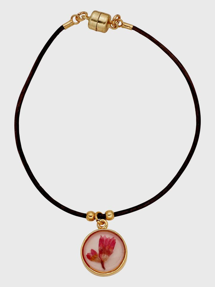 Baby Bloom Koraalbel Roze Armband voor wholesale door Shari Dixon