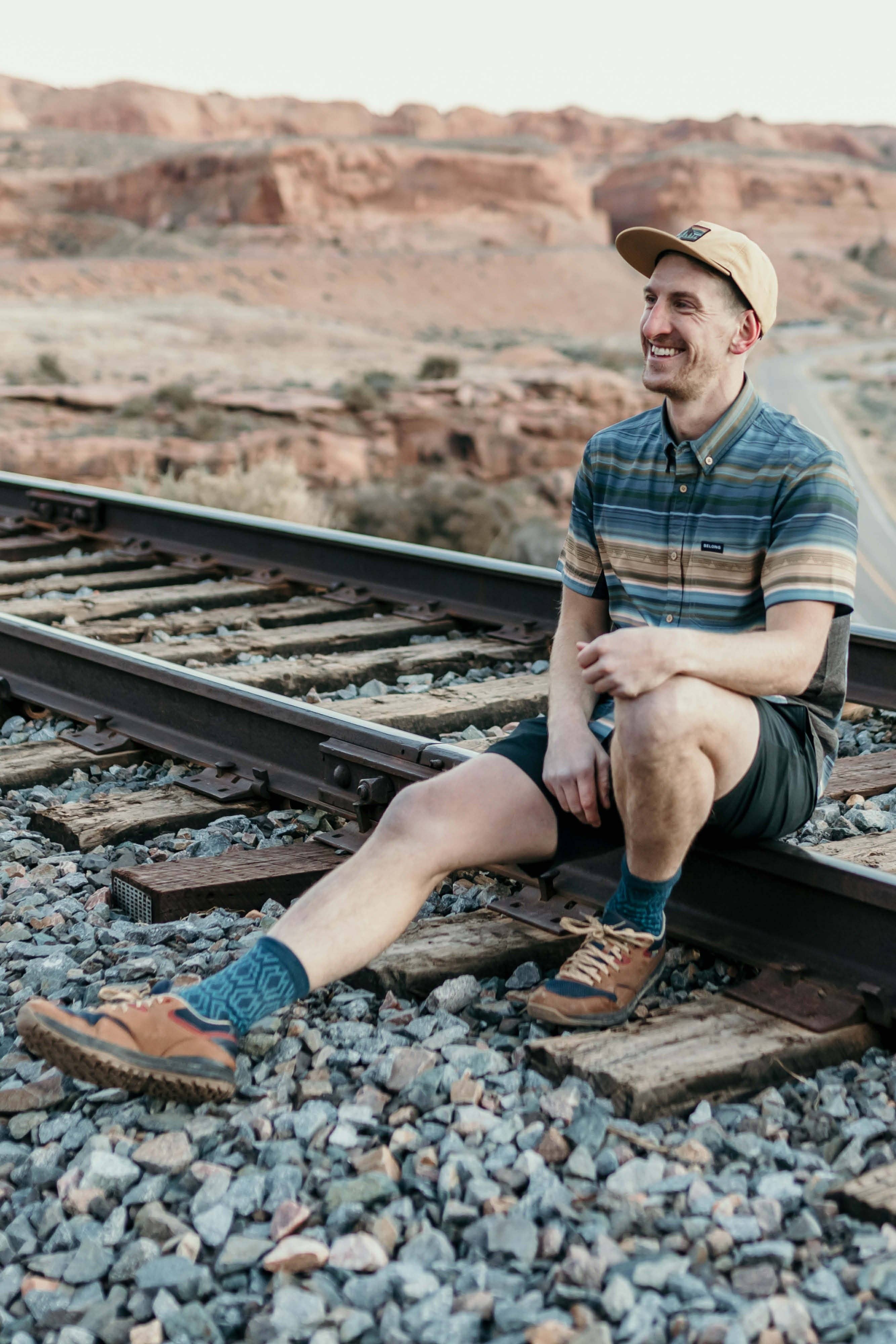 Belong Designs - Wholesale Button Down Shirt - Men's - Men's Vista Stretch Button Down3